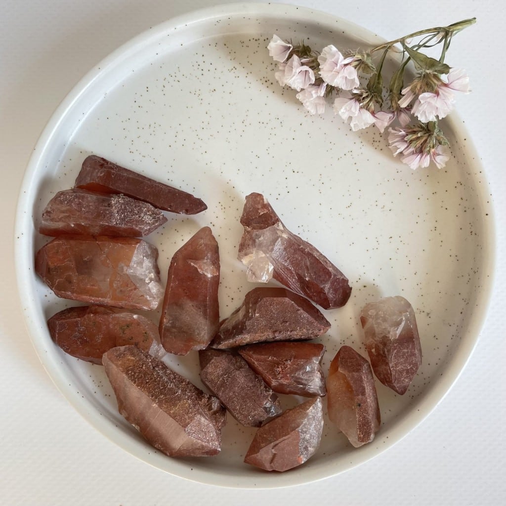 Hematietkwarts ruwe punten