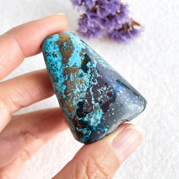 Chrysocolla sculptuur 2