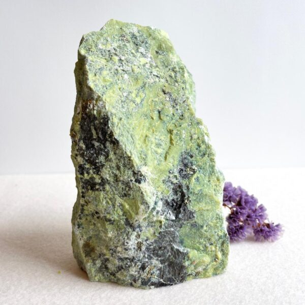 Serpentijn sculptuur ruw 2