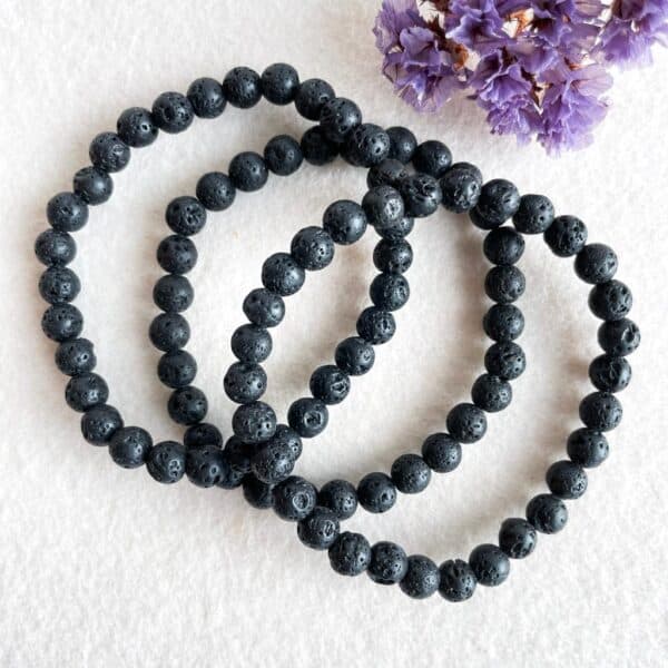 Armband lavasteen 6mm