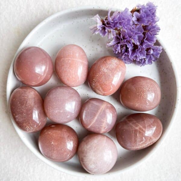 Zonnemaansteen trommelsteen